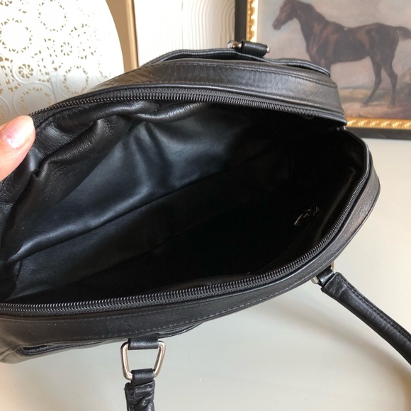 Perlina New York Satchel Arch soft black leather handbag silver hardware - Picture 10 of 14